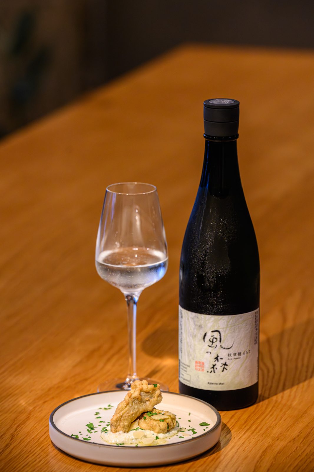 A crisp fried course paired with Kaze no Mori